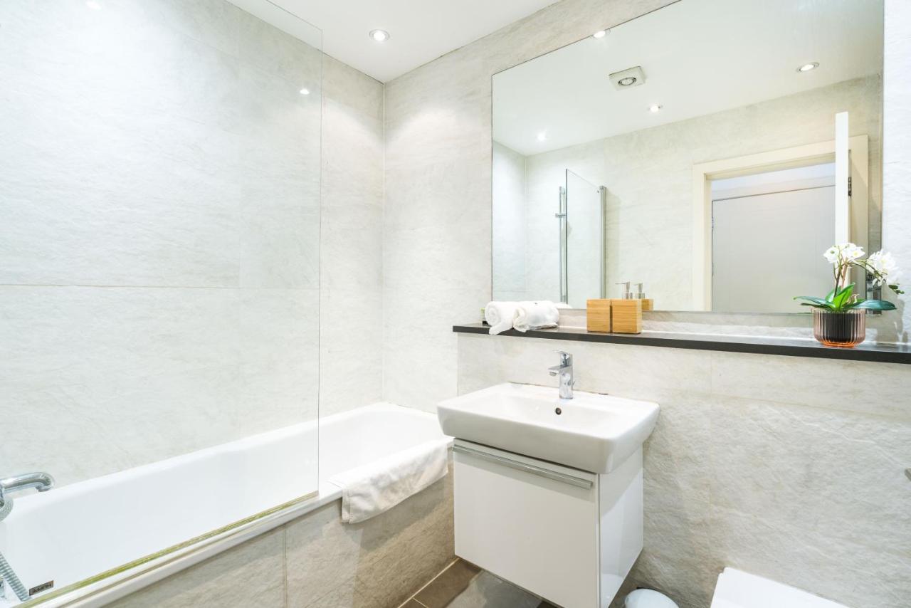 Spacious 2 Bedroom / Earls Court / Kensington Londýn Exteriér fotografie